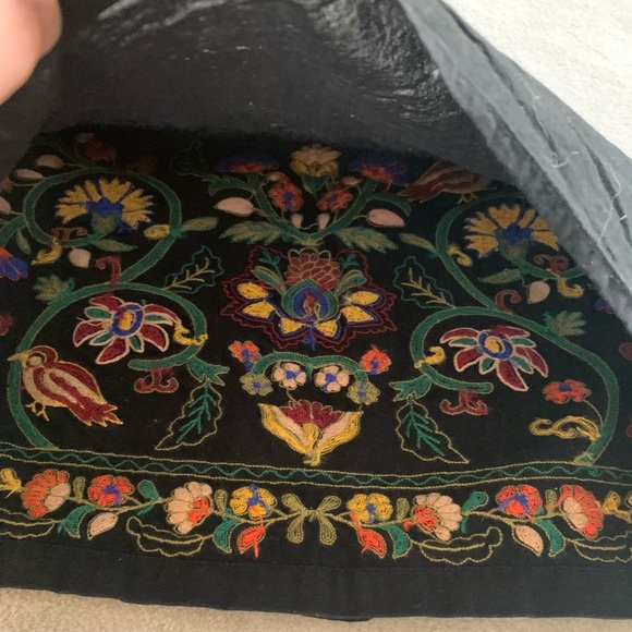 *🔥HP🔥* ZARA embroidered skirt, M - Picture 4 of 14